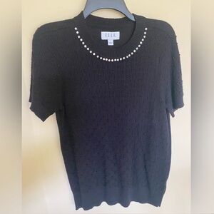 ELLE short sleeve sweater with rhinestone collar Size large